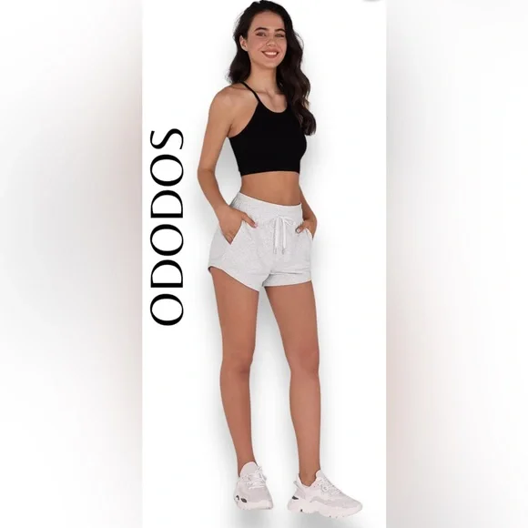 ODODOS, Shorts